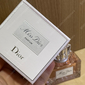 미스디올퍼퓸 35ml 향수 판매합니다