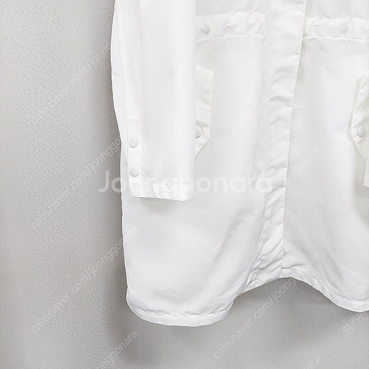 엠포리오아르마니 디테처블 후드코트--4