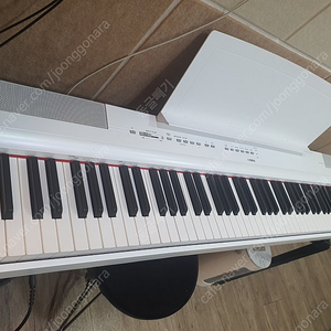 Yamaha 해머건반 P-125 팝니다