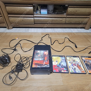 Ps2 30005R 게임기외 타이틀 4개 판매 합니다.