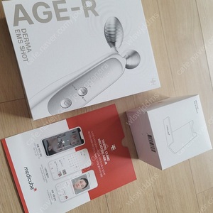 (가격내림)메디큐브 더마샷 에어샷 실큰 갈바닉 미용기기