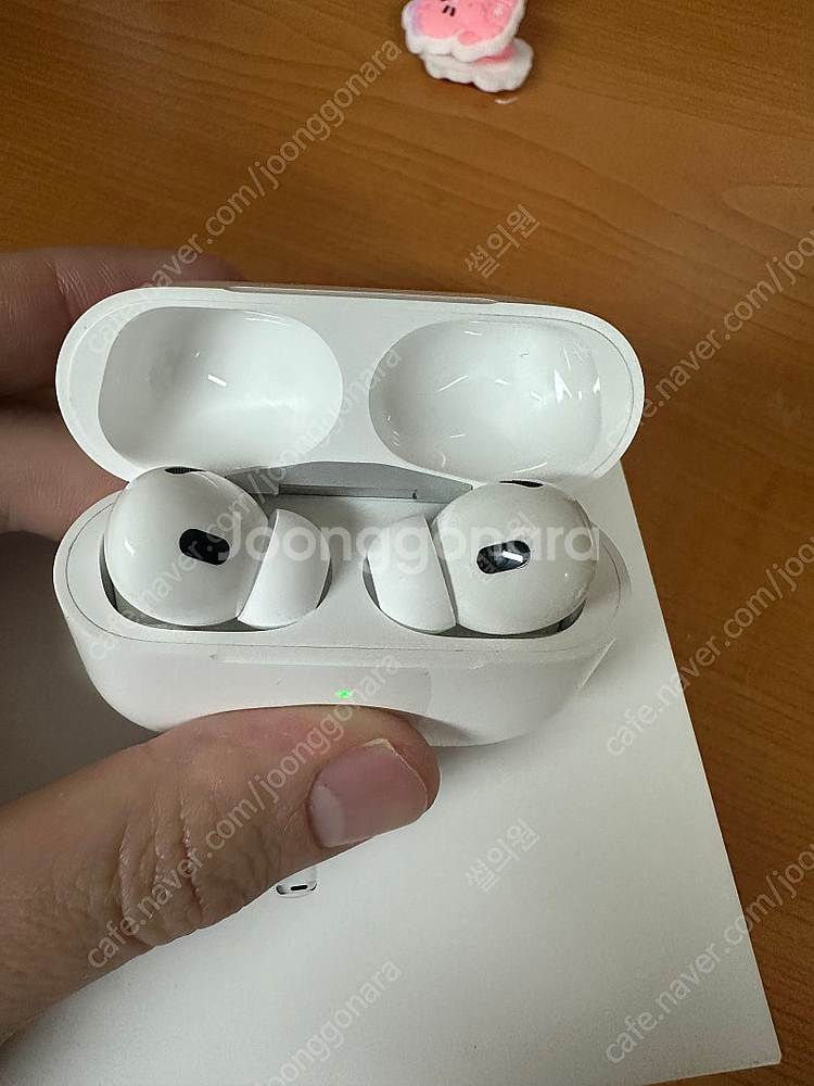 에어팟 프로 2세대 C타입 판매합니다--2