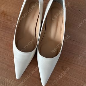 그레이룸 스틸레토힐 베이지 235