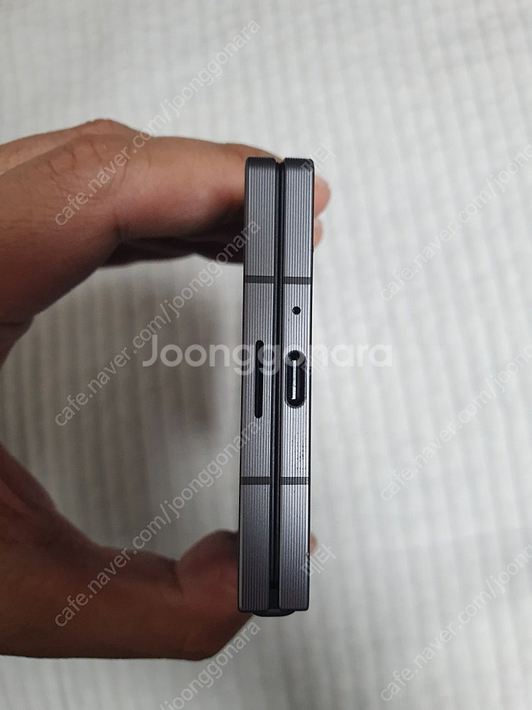 폴드se 자급제 풀박--0