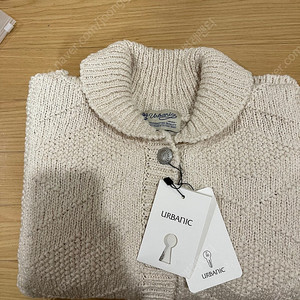 (새상품) Urbanic30 얼바닉 western shawl cardigan