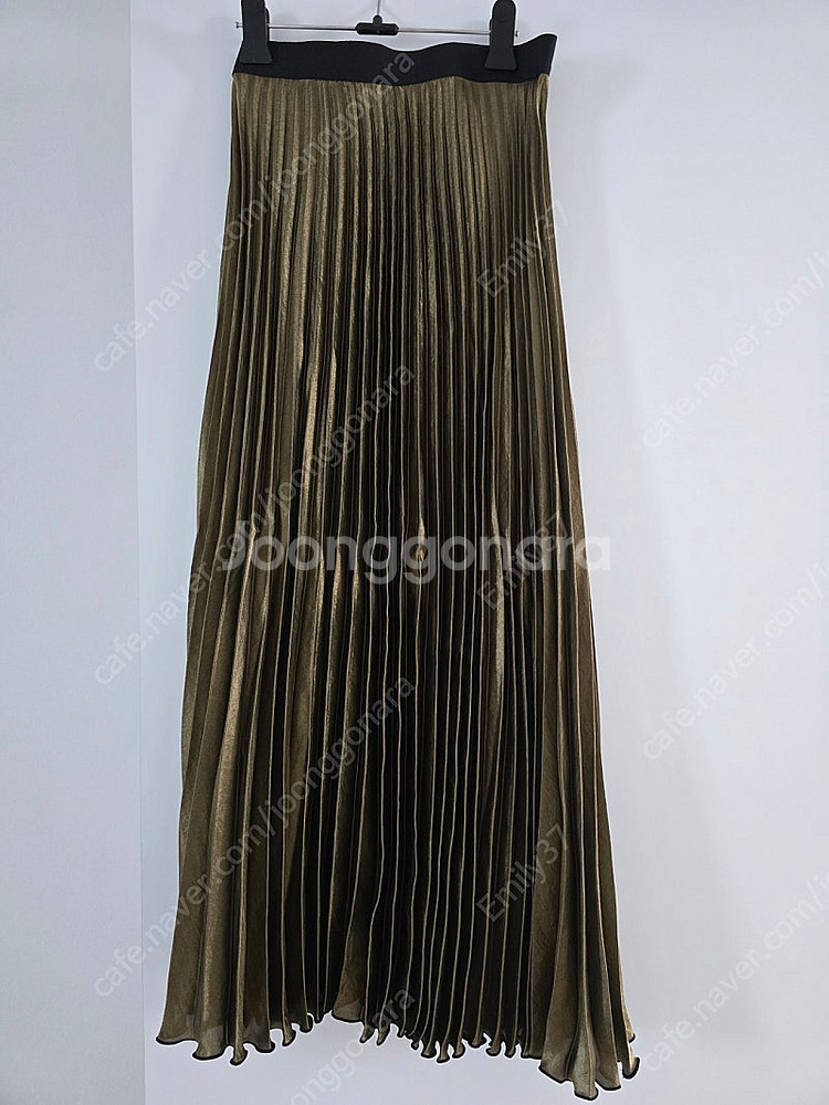 ARKET 아르켓 메탈릭플리츠스커트 골드--1