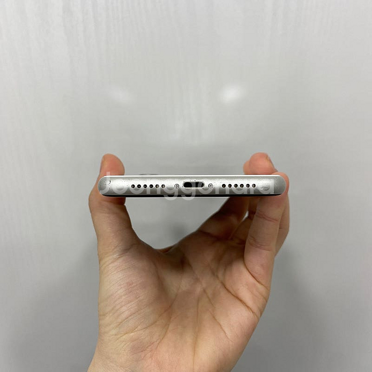 71411 아이폰11 화이트 64GB 부산 중고폰 팝니...--3