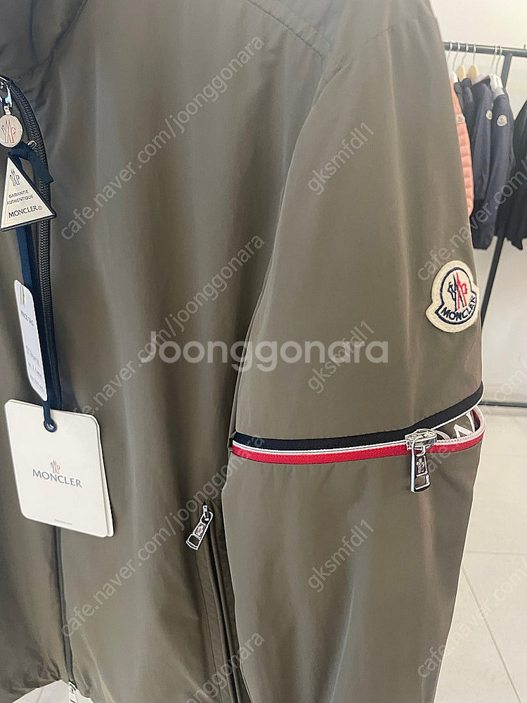몽클레어 봄여름점퍼 새상품 3사이즈--0