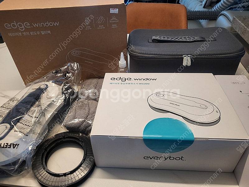 에브리봇 엣지 윈도우 창문로봇청소기 WS300(새상품)--0