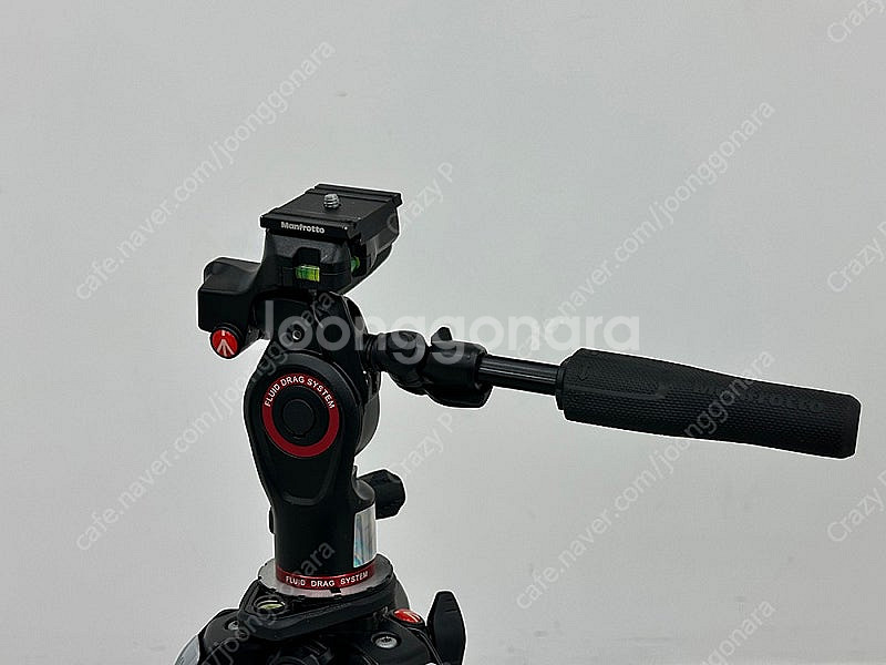 MT055CXPRO4 + Manfrotto MH01HY...--2