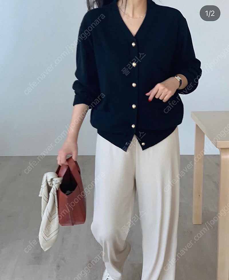 더키모 the kimo mari gold button cardigan
