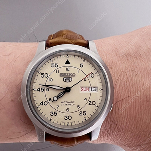 SEIKO 세이코 5 오토매틱 21 JEWELS 시계 판매합니다.