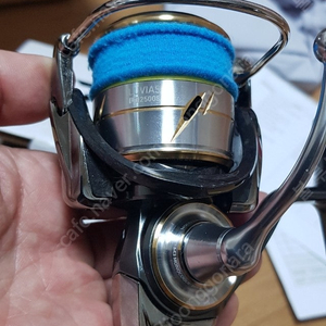 한국 다이와 정품 20루비아스 FC LT2500S-XH 루어 낚시 용 스피닝 낚시릴