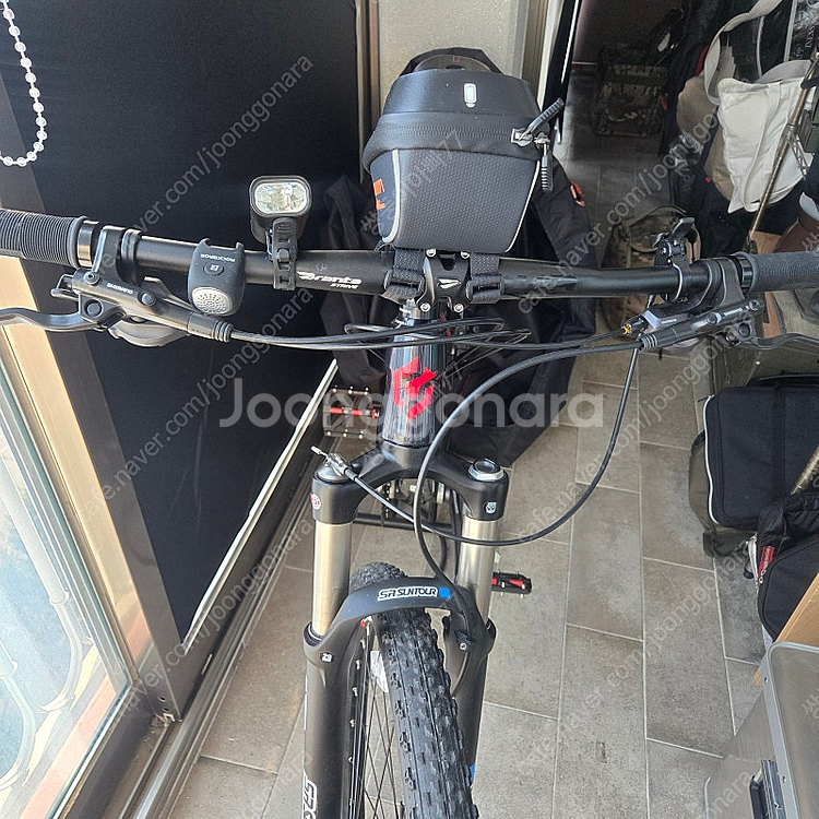 엘파마 페이스 P8000 29인치--2