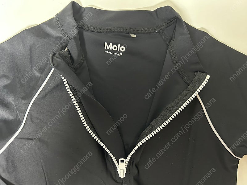 몰로 MOLO 수영복 래쉬가드 블랙컬러--5
