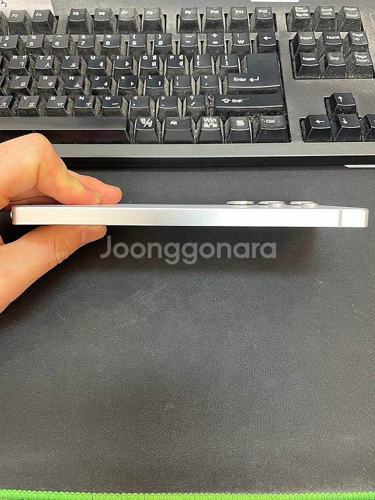 갤럭시S25울트라 화이트 512GB 무잔상 상태좋은 중...--6