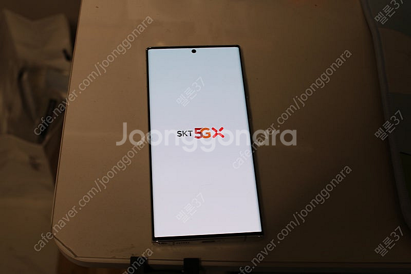 갤럭시 s22울트라 화이트 512기가 판매합니다.--0