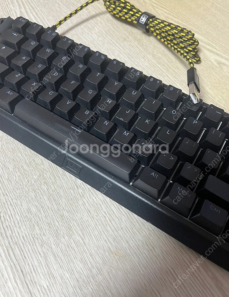 우팅 60he+ 래피드트리거 키보드--1