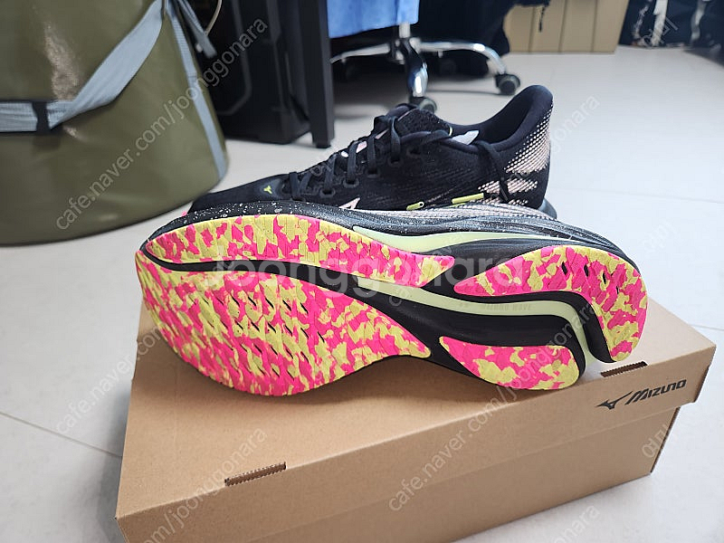 미즈노 러닝화 웨이브 라이더 28 270 1회 착용 9만원--3