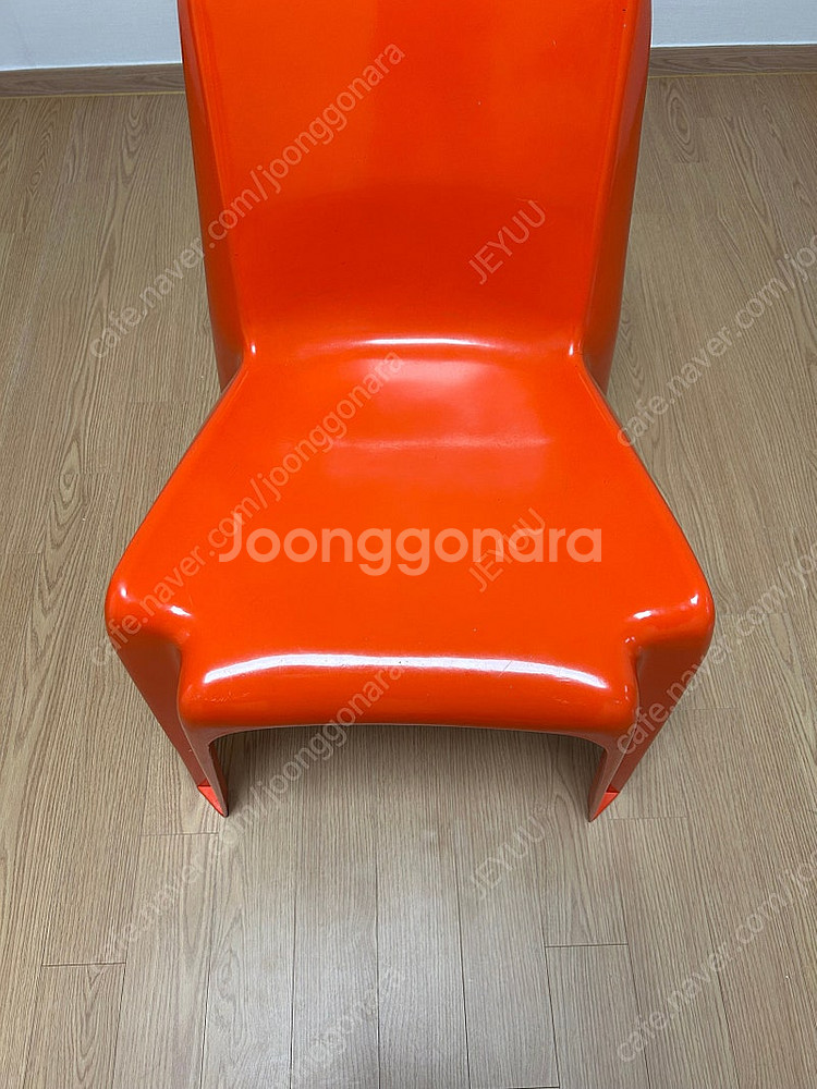 부산직거래)빈티지 보핑거 체어 의자 레드 빨강 팝니다--1
