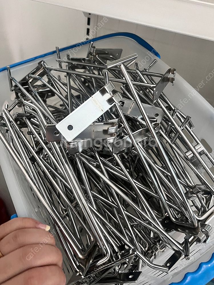 진열장 후크, 곤도라 후크 100개(가격택포함)--0