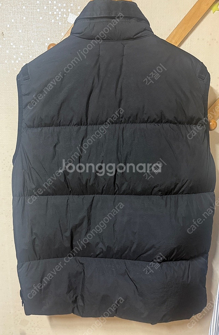 [L] 22FW 스톤아일랜드 크링클랩스 패딩 조끼--1