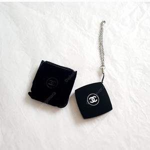 샤넬뷰티)샤넬 핸드폰고리 키링 거울 vip 기프트