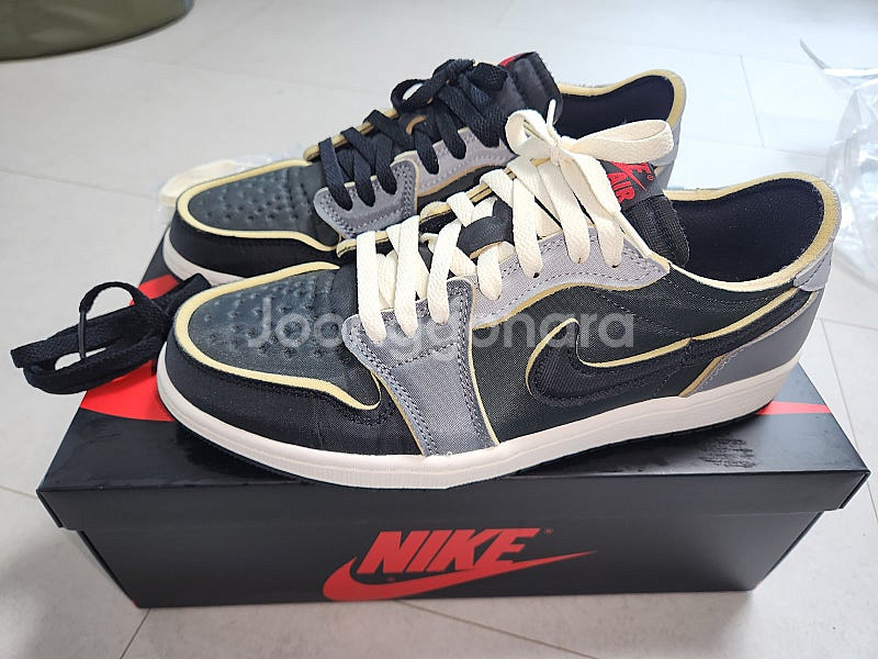 [한정판] 나이키 신발 조던 1 레트로 로우 오지 이엑스 블랙 앤 스모키 그레이 275 새상품 정가 판매--0