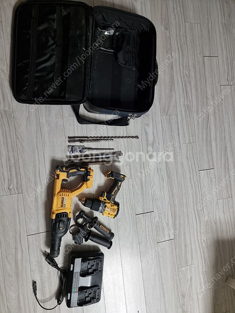 디월트 정품 충전드릴DCD805, 앙카드릴DCH133,...--0