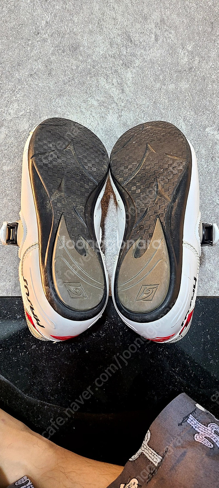 하서스 471 평페달 슈즈 팝니다.--5