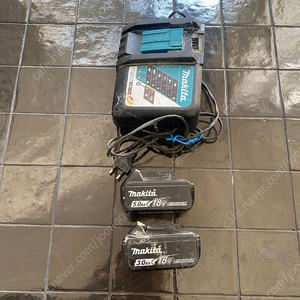 마끼다 충전기 배터리