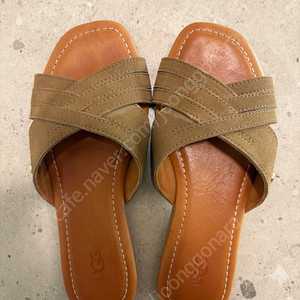 거의 새상품UGG 슬리퍼