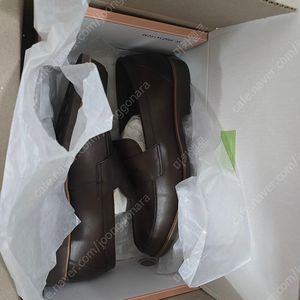 금강제화 리갈 경량 페니로퍼 280 사이즈 브라운 색상 새제품 판매