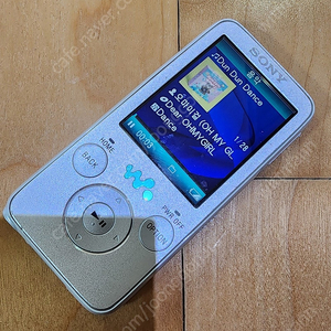 소니 mp3플레이어 팝니다