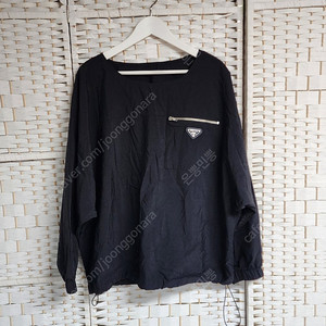 프라다,몽클레어,샤넬(정품여부X)