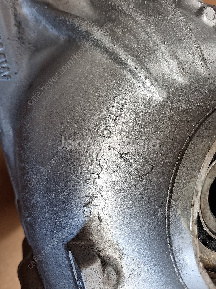 [판매] BMW F10 528i 사륜 디퍼런셜(대후) ...--2