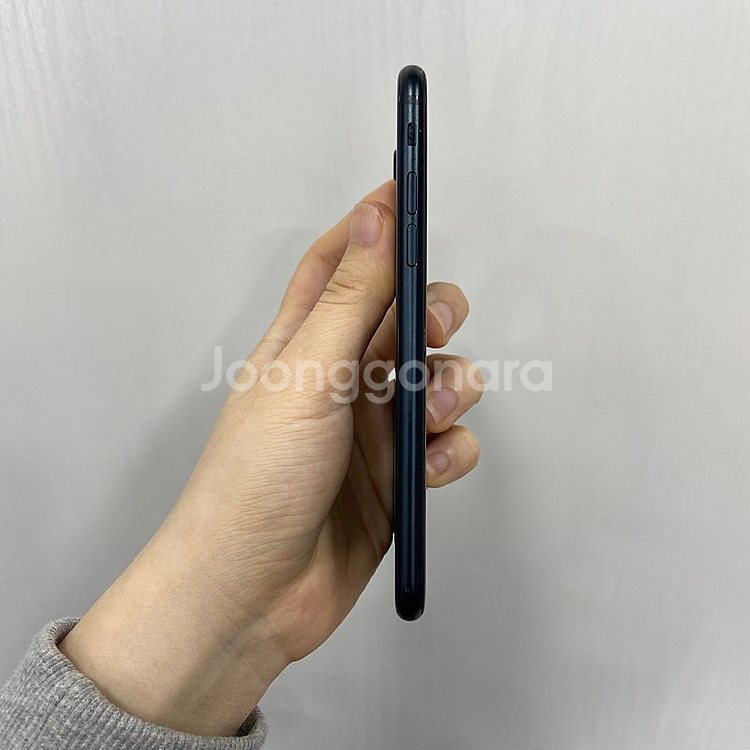 34707 아이폰SE3 64기가 블랙 팝니다 배터리10...--6
