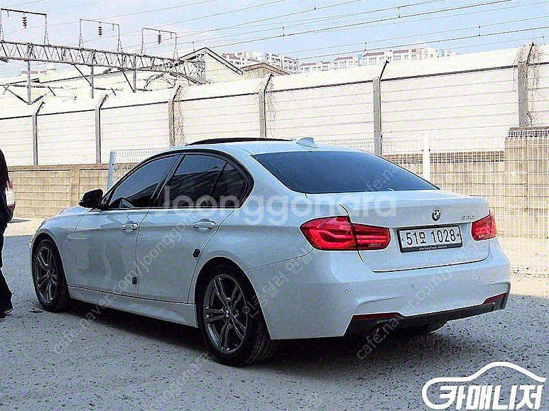 [BMW]3시리즈 (F30) 320i M 스포츠 ◆중고...--3