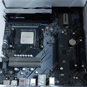 pc반본체 5600x + b550m + 램 32gb