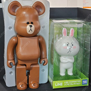 브라운 베어브릭 400% 등 라인 프렌즈 굳즈 정리합니다.