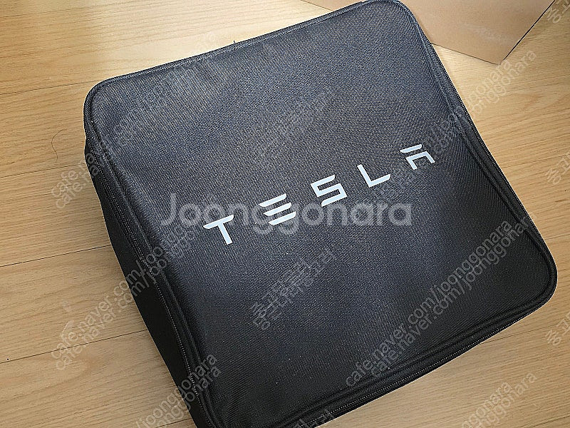 테슬라 TESLA 전기차용 모바일 충전기(220v 콘센...--0