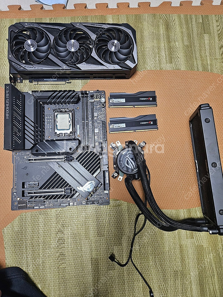 I9 12900KS, Z690 APEX, RTX3080...--0