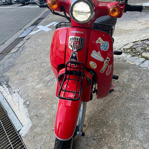 21년식 풀튜닝 슈퍼커브 110cc 판매합니다 일상용,배달용 두가지세팅