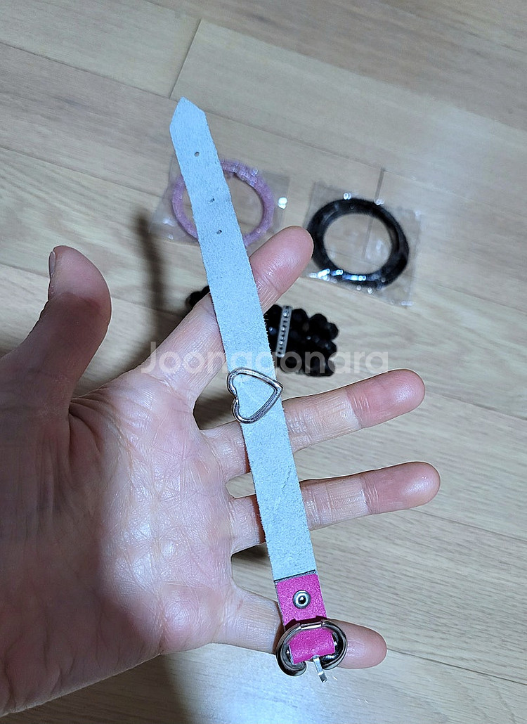 미국구매 새상품 블랙핑크 가죽팔찌 인사동 4개일괄가격--4