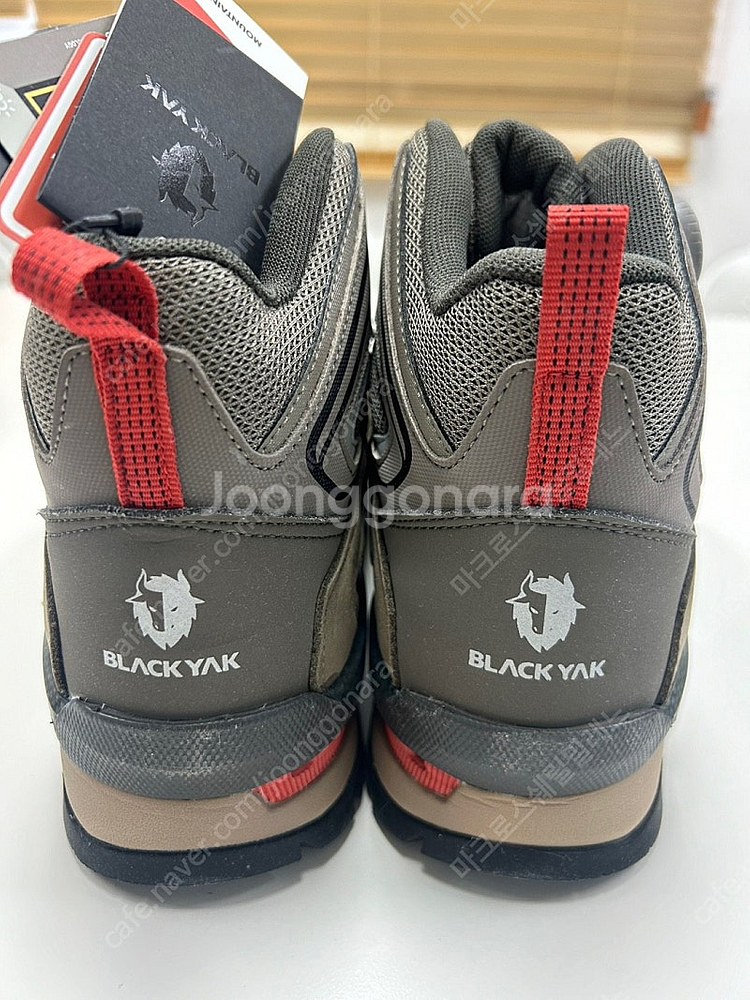 블랙야크 보아다이얼 등산화 그리프D GTX 사이즈 확인...--1