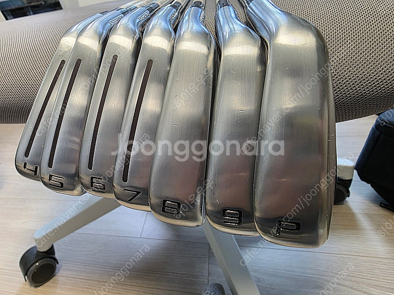 테일러메이드 25년형 p770 4-p 아이언세트 팝니다--0
