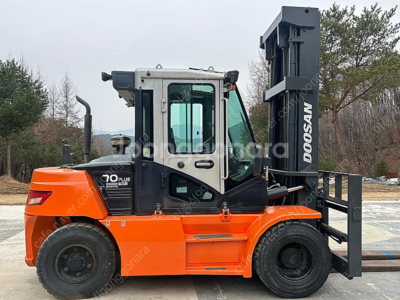 두산 7톤 디젤지게차 2018년식 풀옵션 D70EV-7...--0