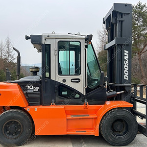 두산 7톤 디젤지게차 2018년식 풀옵션 D70EV-7PLUS