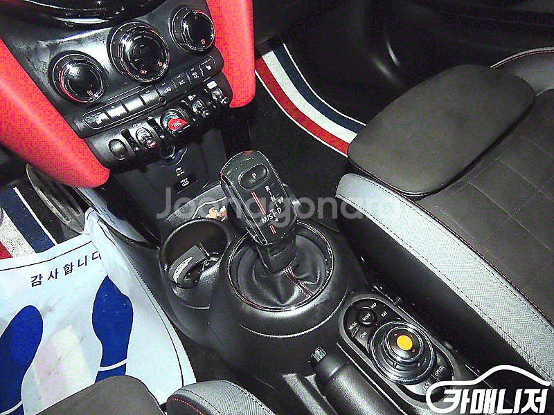 [미니]컨버터블 (F57) 2.0 쿠퍼 S JCW 20...--8