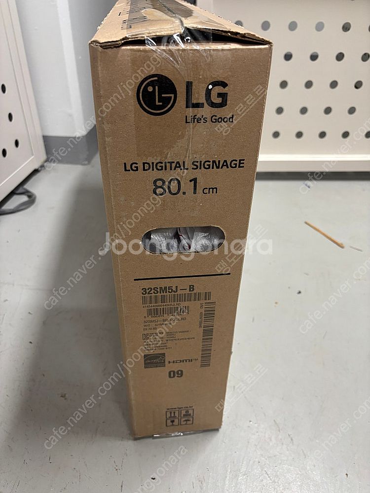 모니터사이니지 LG 32SM5J--1